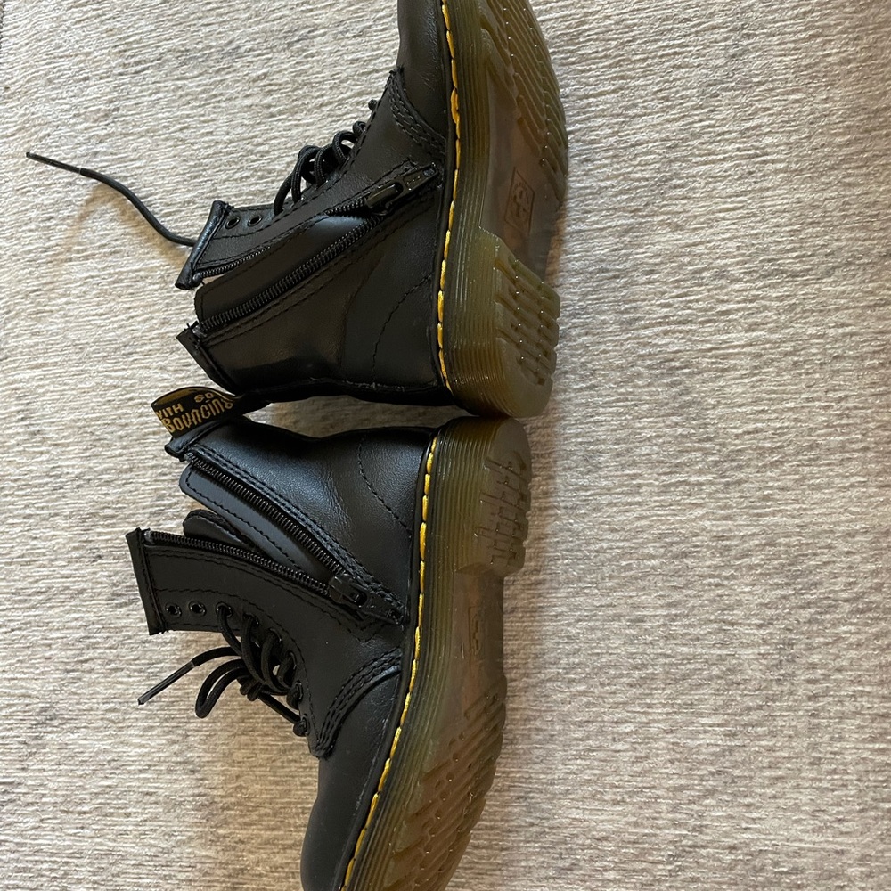 Doc Martens toddler boots black size 7